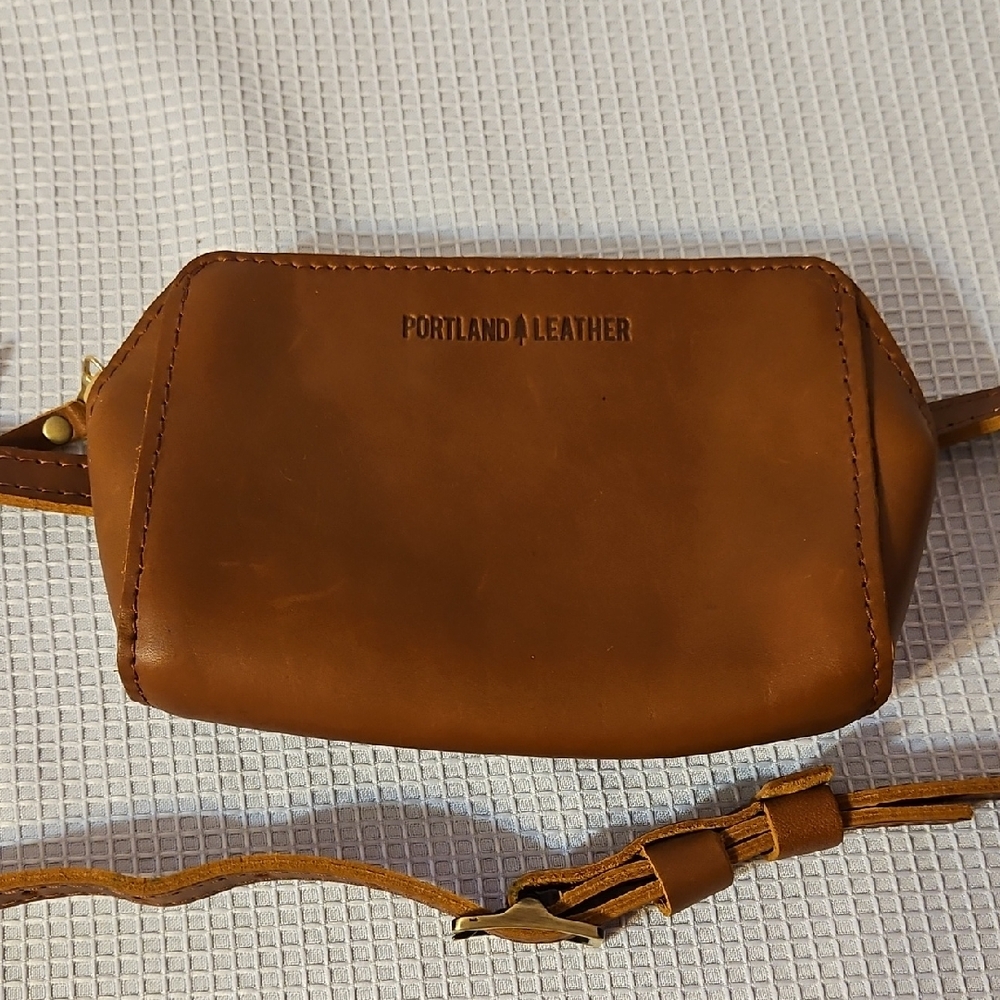 Portland Leather Tan Mini Crossbody Bag